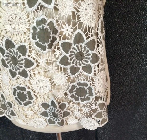 Beige women's t-shirt with khaki patterns, size 38/40 camaieu – photo 4
